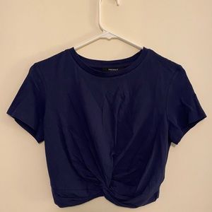 Women’s Small Short Sleeve Navy Blue Twisted Front Crop Top - Forever 21